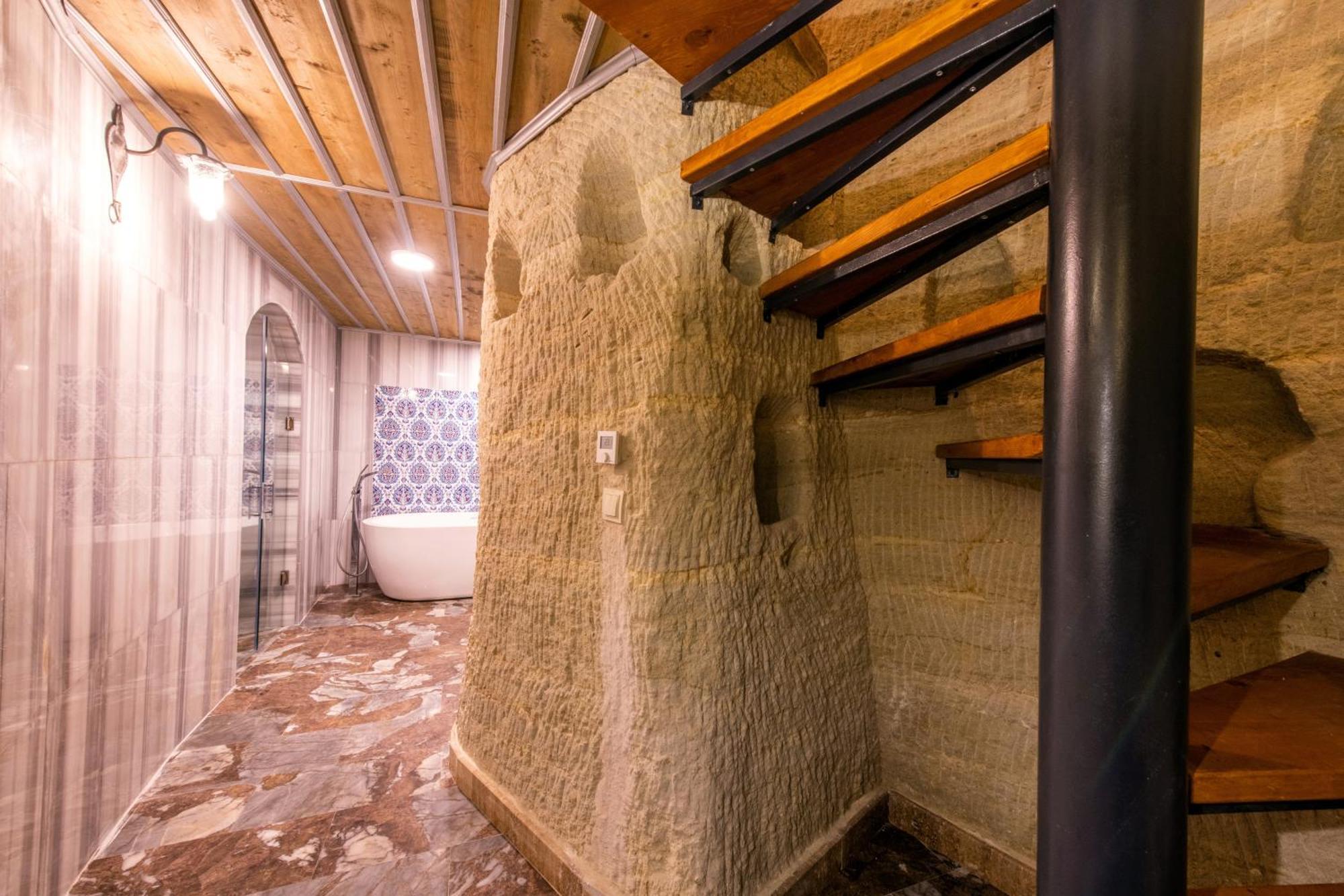 Charming Cave Hotel غوريمِيه الغرفة الصورة