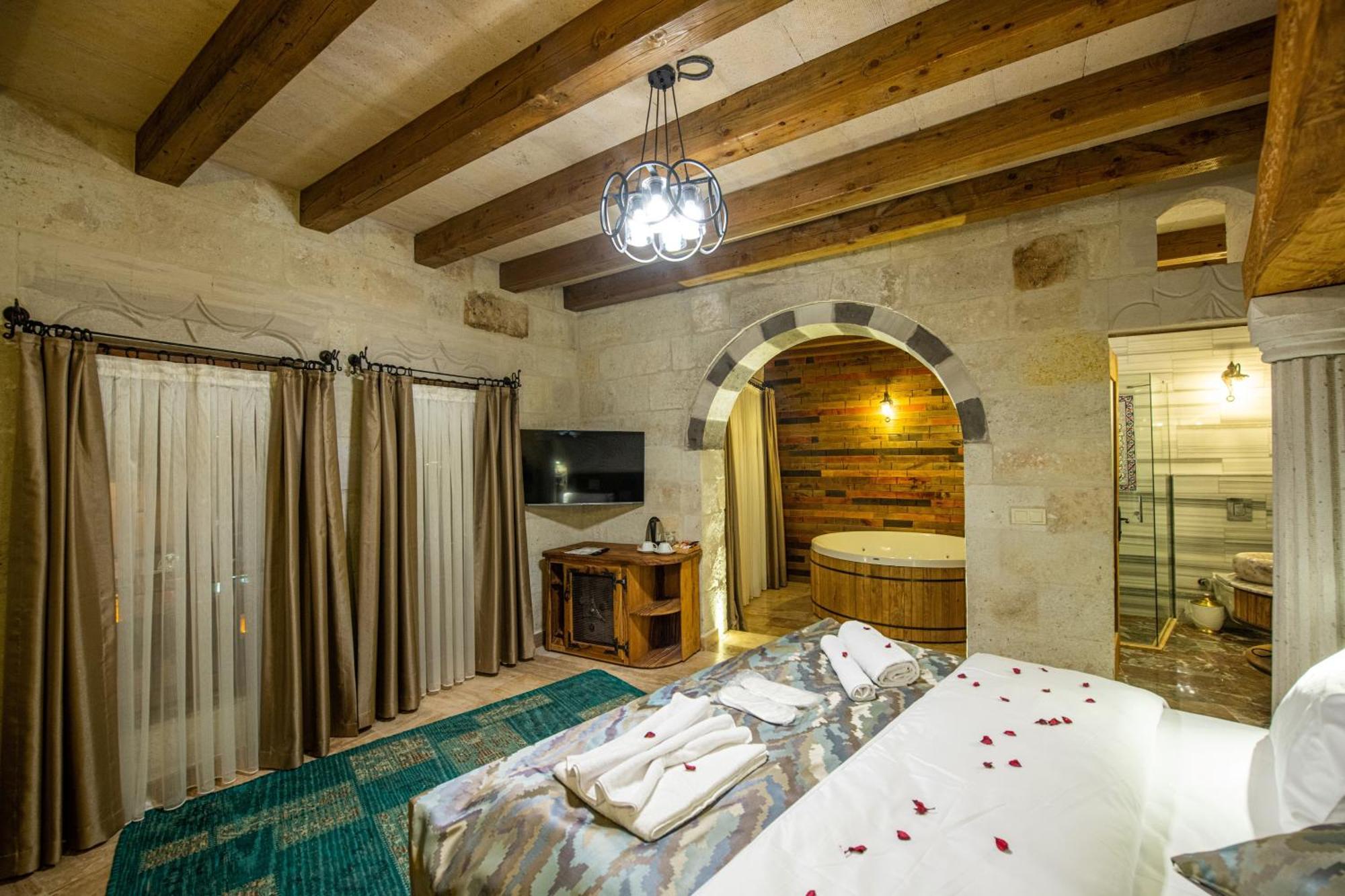 Charming Cave Hotel غوريمِيه الغرفة الصورة