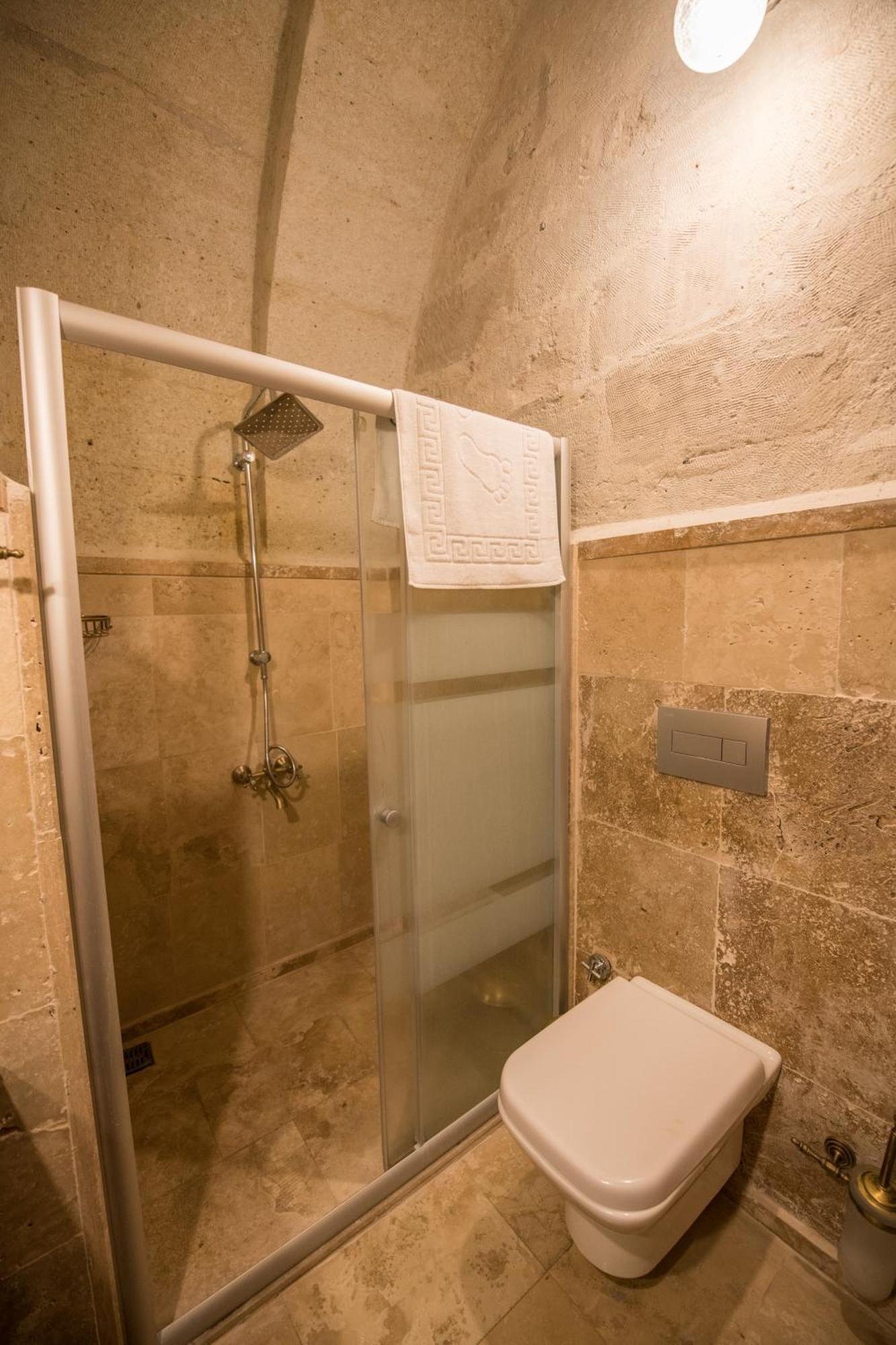 Charming Cave Hotel غوريمِيه الغرفة الصورة